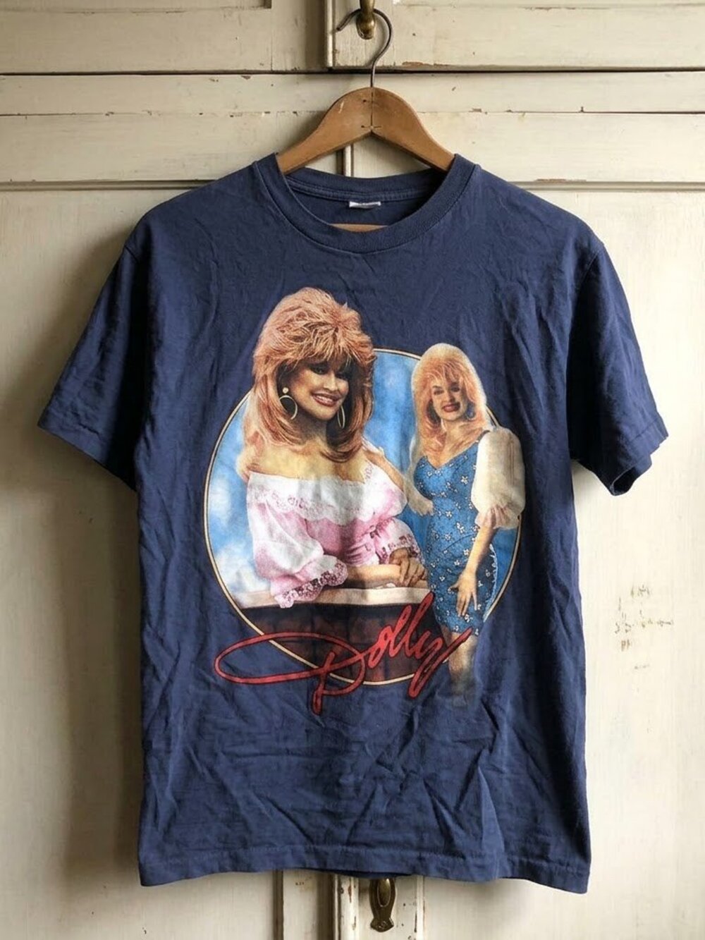 Dolly Parton 1996 Graphic T-Shirt Dollywood Country Music Fan Gift - Navy Color